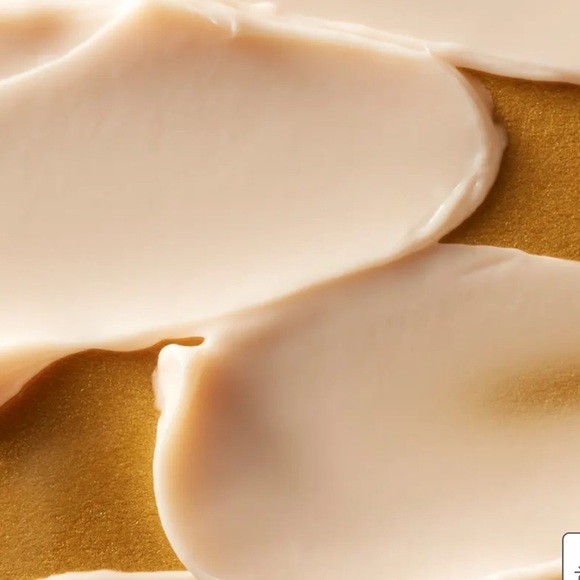 ONLY 1! Cle de Peau Volumizing Cream Supreme Moisturizer 🪞 NEW IN BOX - Picture 2 of 4